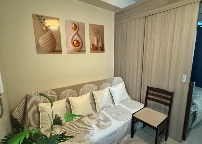 Seana Rhys Moa Staycation Guest house Manila